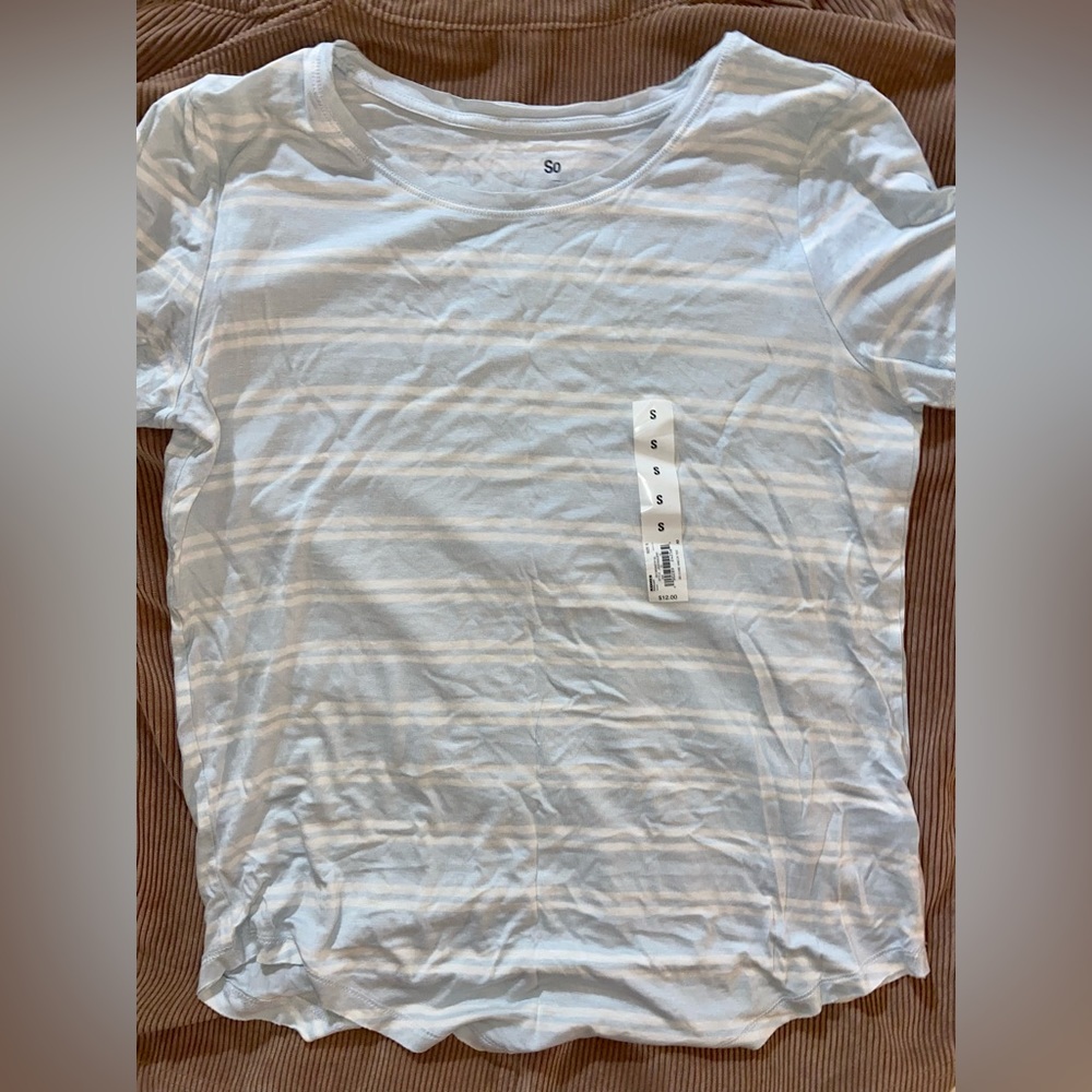Stripped women’s tshirts